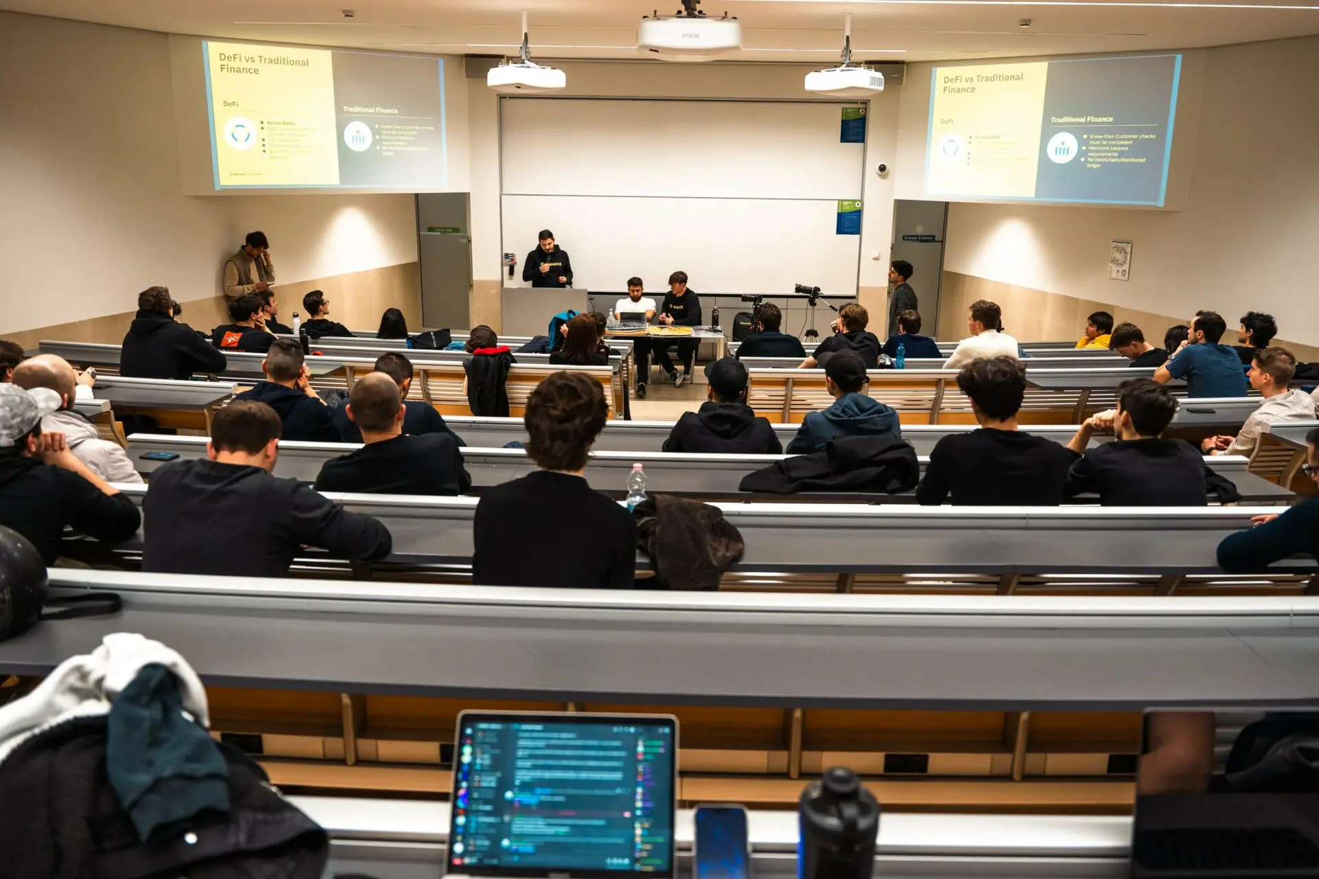 Binance nelle università per spiegare Bitcoin e Crypto