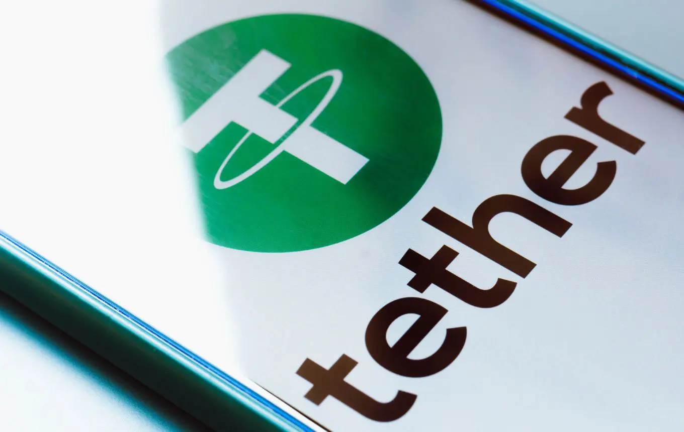 Tether perde il peg: mercato teso