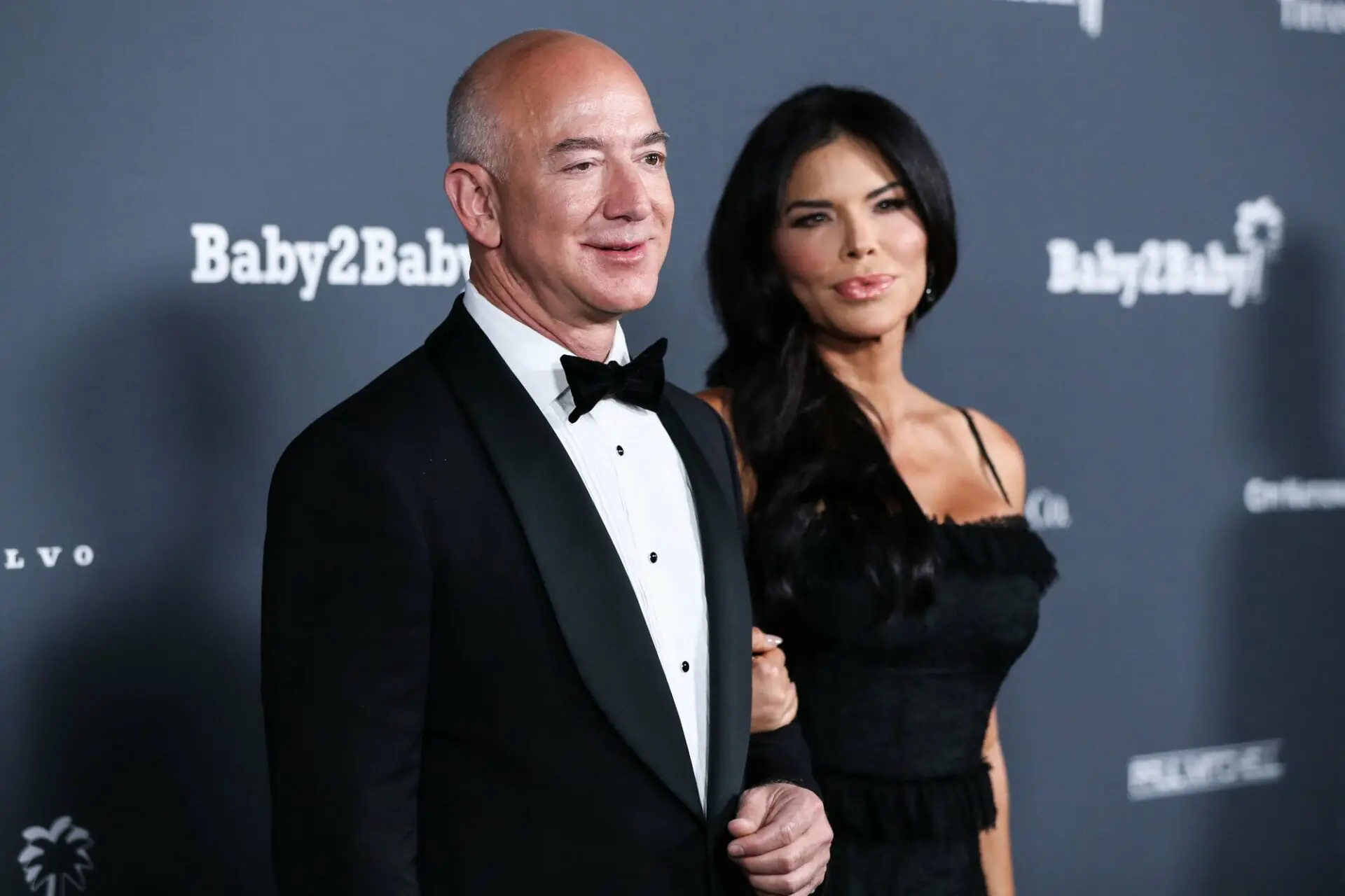Amazon dietro al pump di Bitcoin? Le voci sulle mosse di Bezos