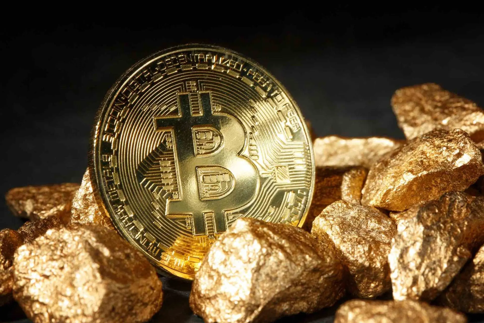 L'oro è oggi l'unica riserva di valore contro il debito. E Bitcoin?