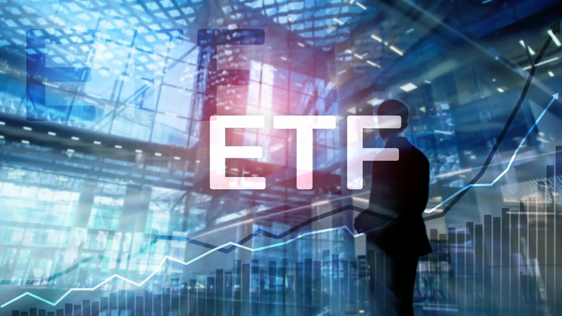 BlackRock duella con Grayscale e spinge Bitcoin a $43k