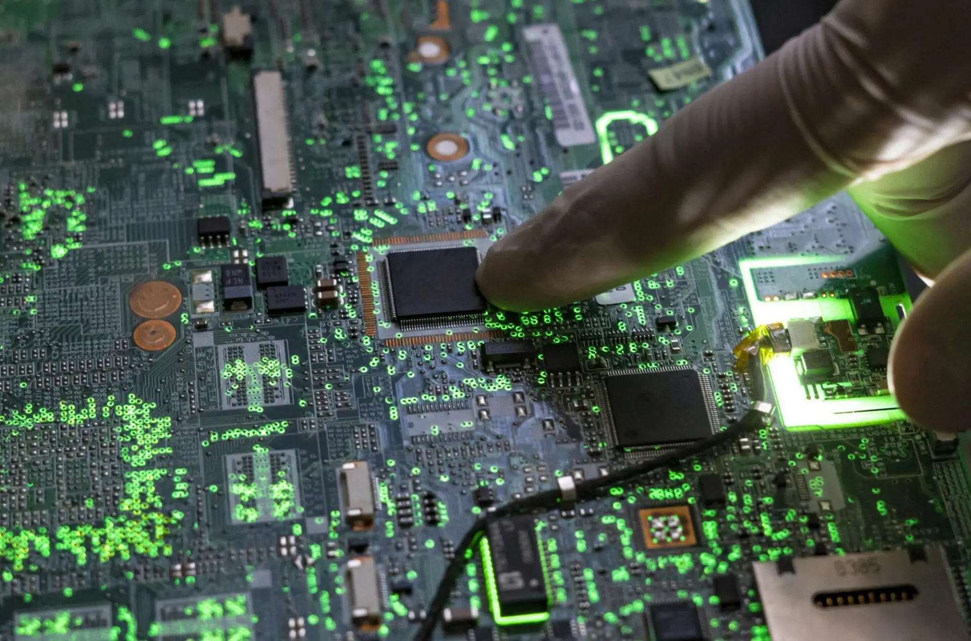 Materie prime: i mercati in ostaggio della “chip war” tra Cina e Usa