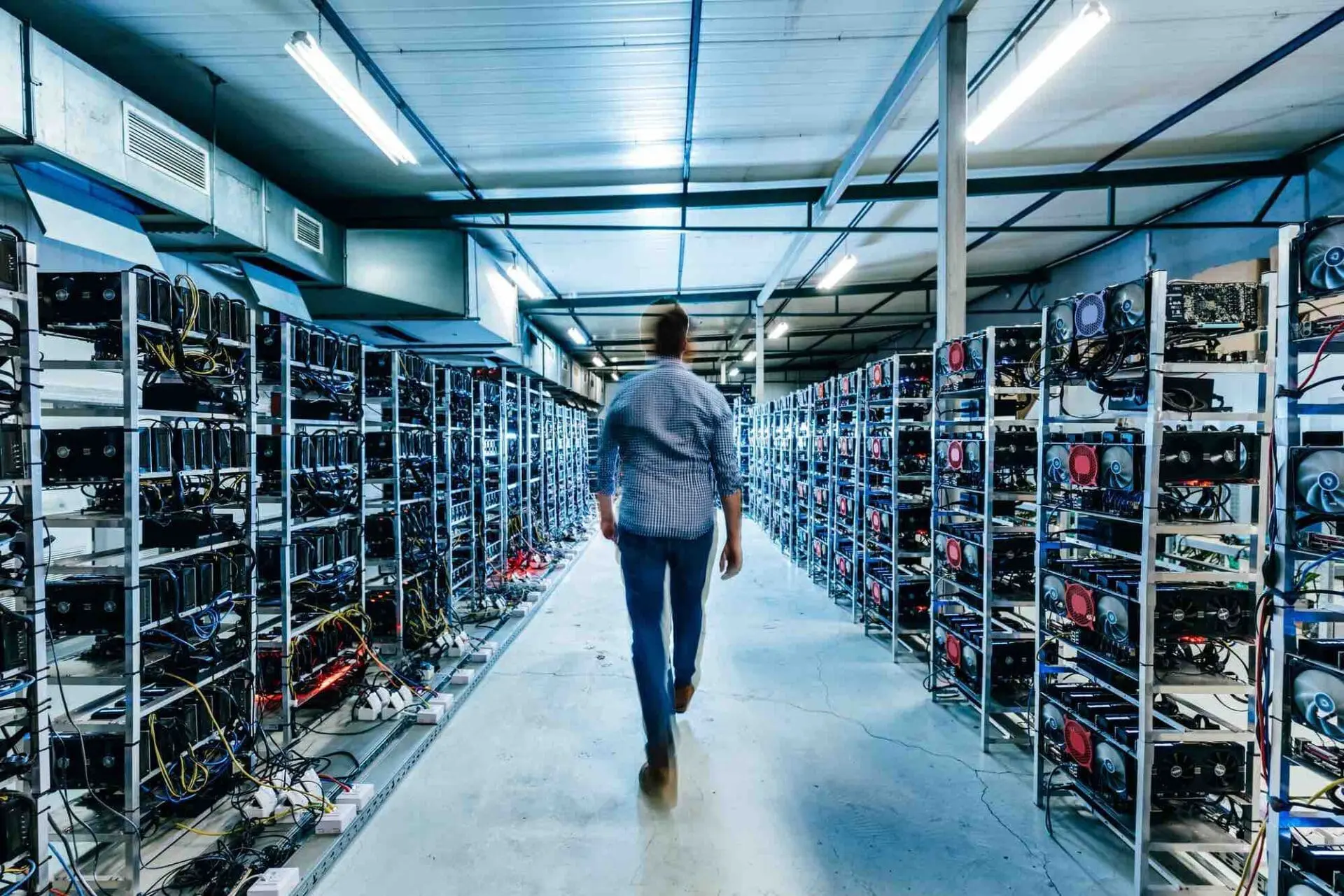 Svizzera e Bitcoin: studio per il mining con l'energia in eccesso