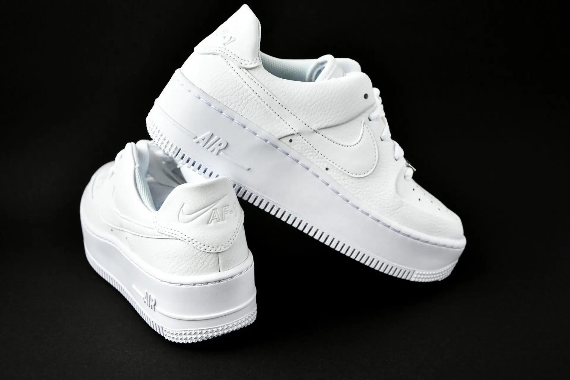 Nike lancia le sue nuove sneakers NFT