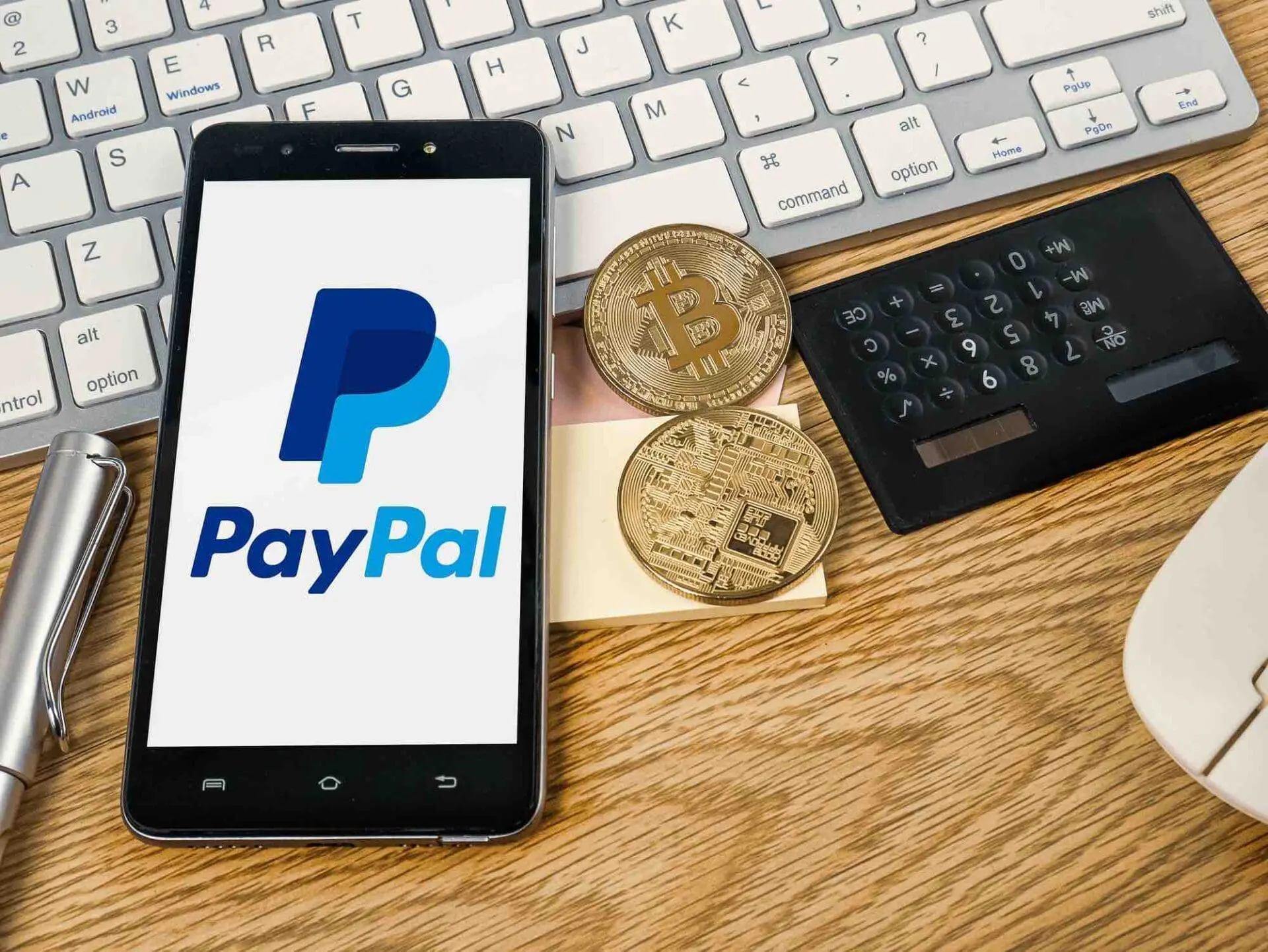 PayPal introduce il trasferimento crypto per conti business USA