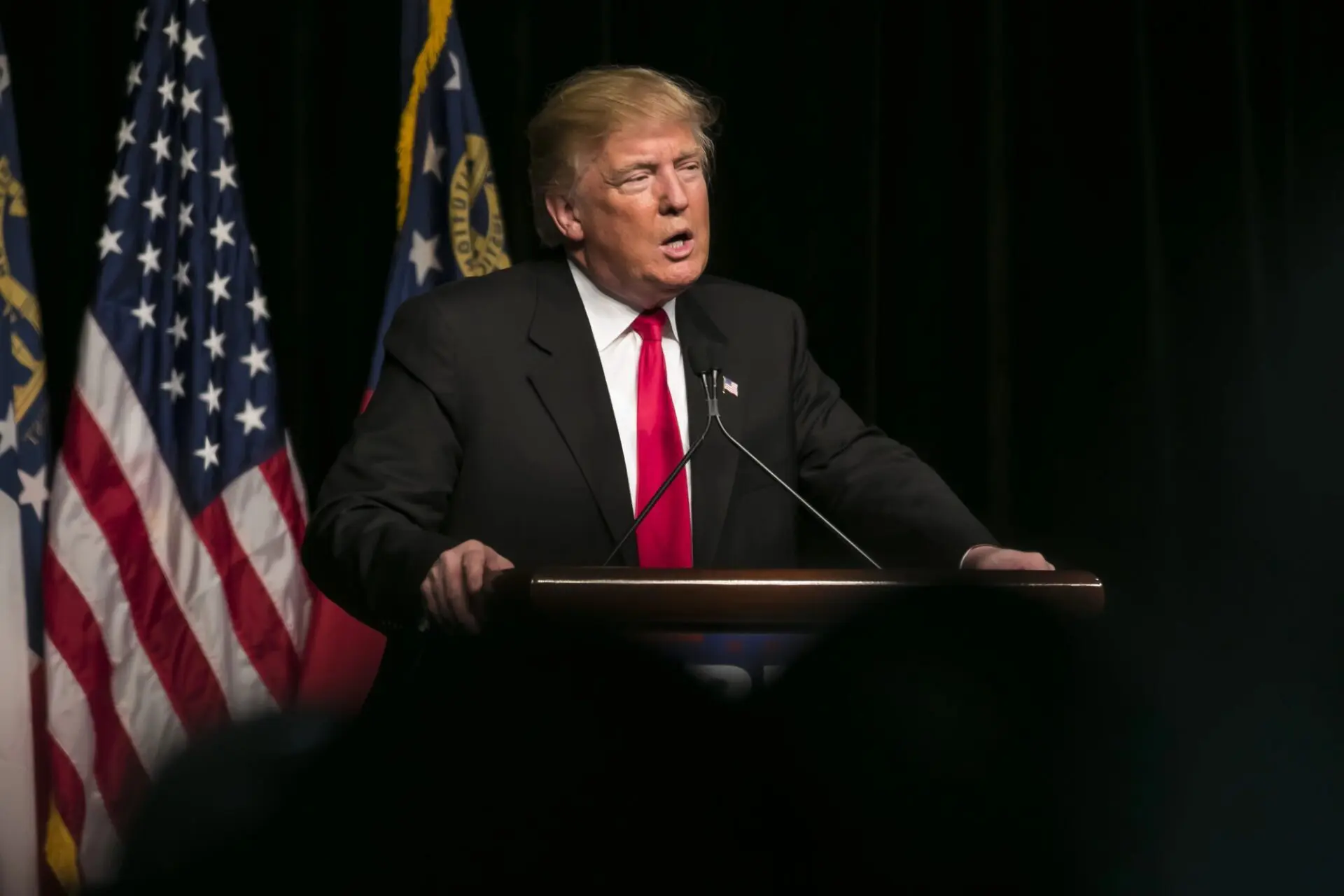 Trump al WEF: “Usa capitale mondiale di crypto e AI”