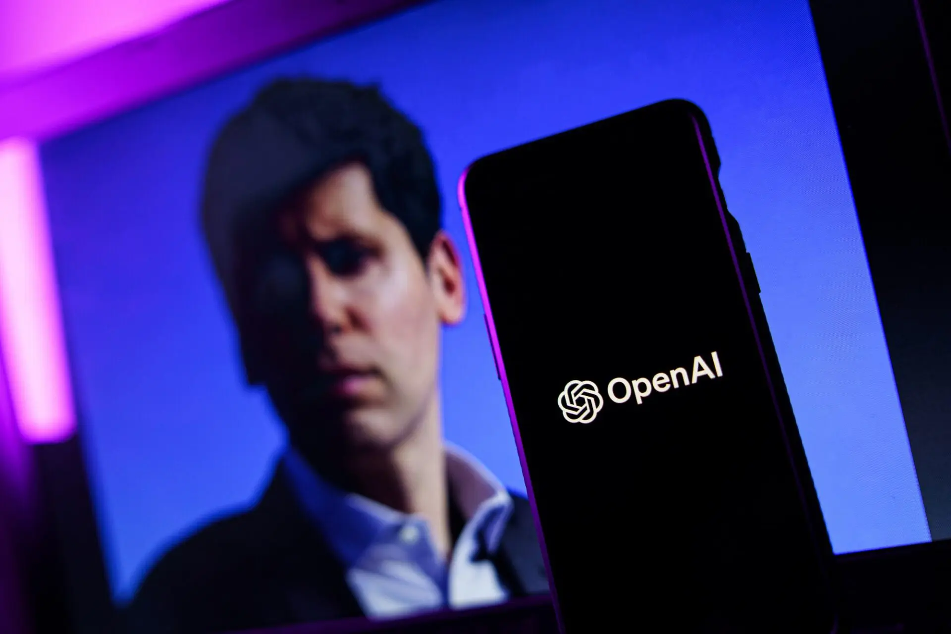 Worldcoin: l’hype per Sora, lanciato da OpenAI, spinge WLD