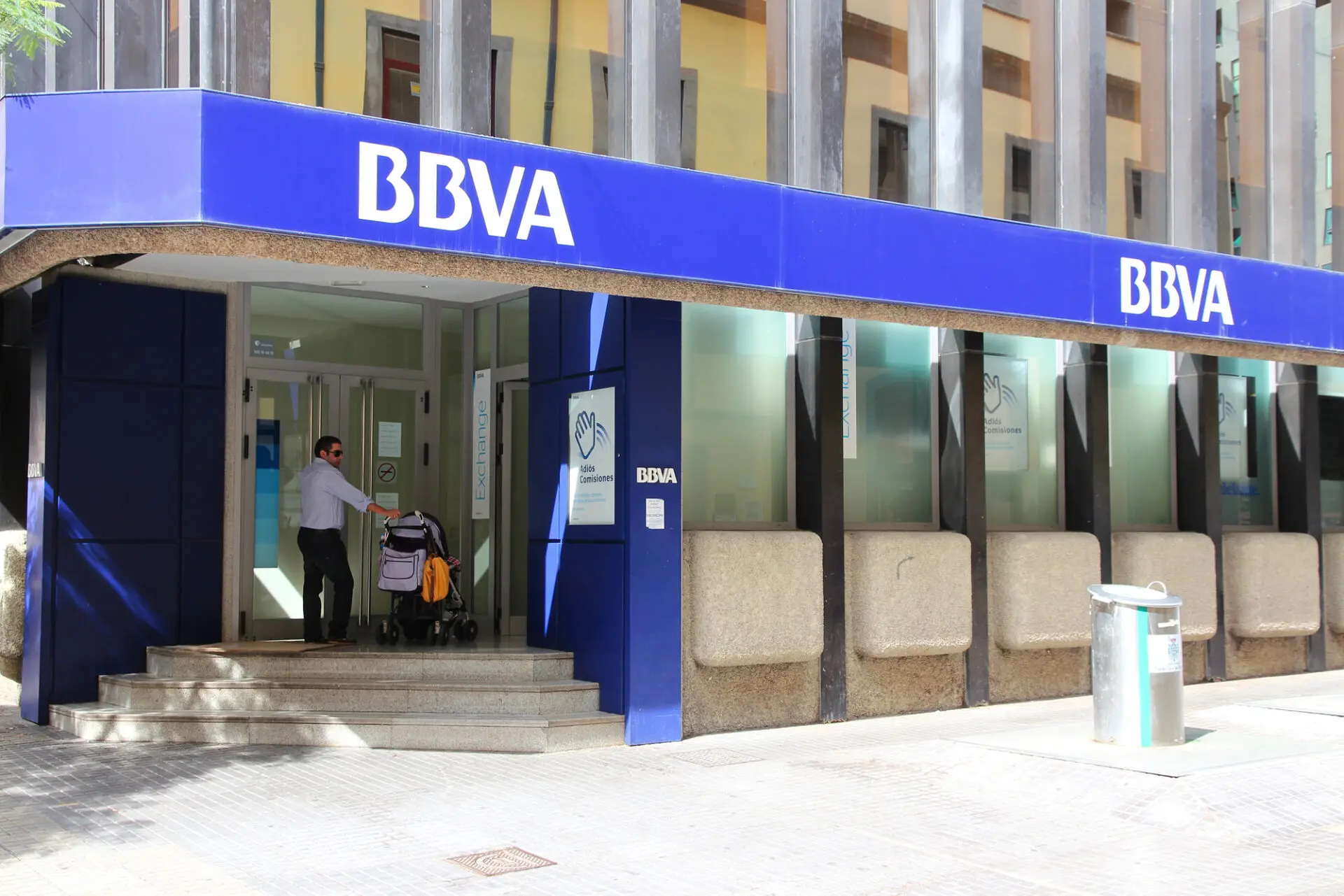 BBVA: La banca spagnola apre trading e custodia di Bitcoin ed Eth