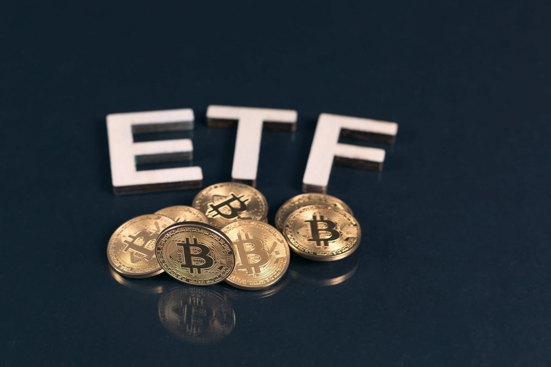 ETF spot Bitcoin: la SEC rinvia ancora l’approvazione di Ark