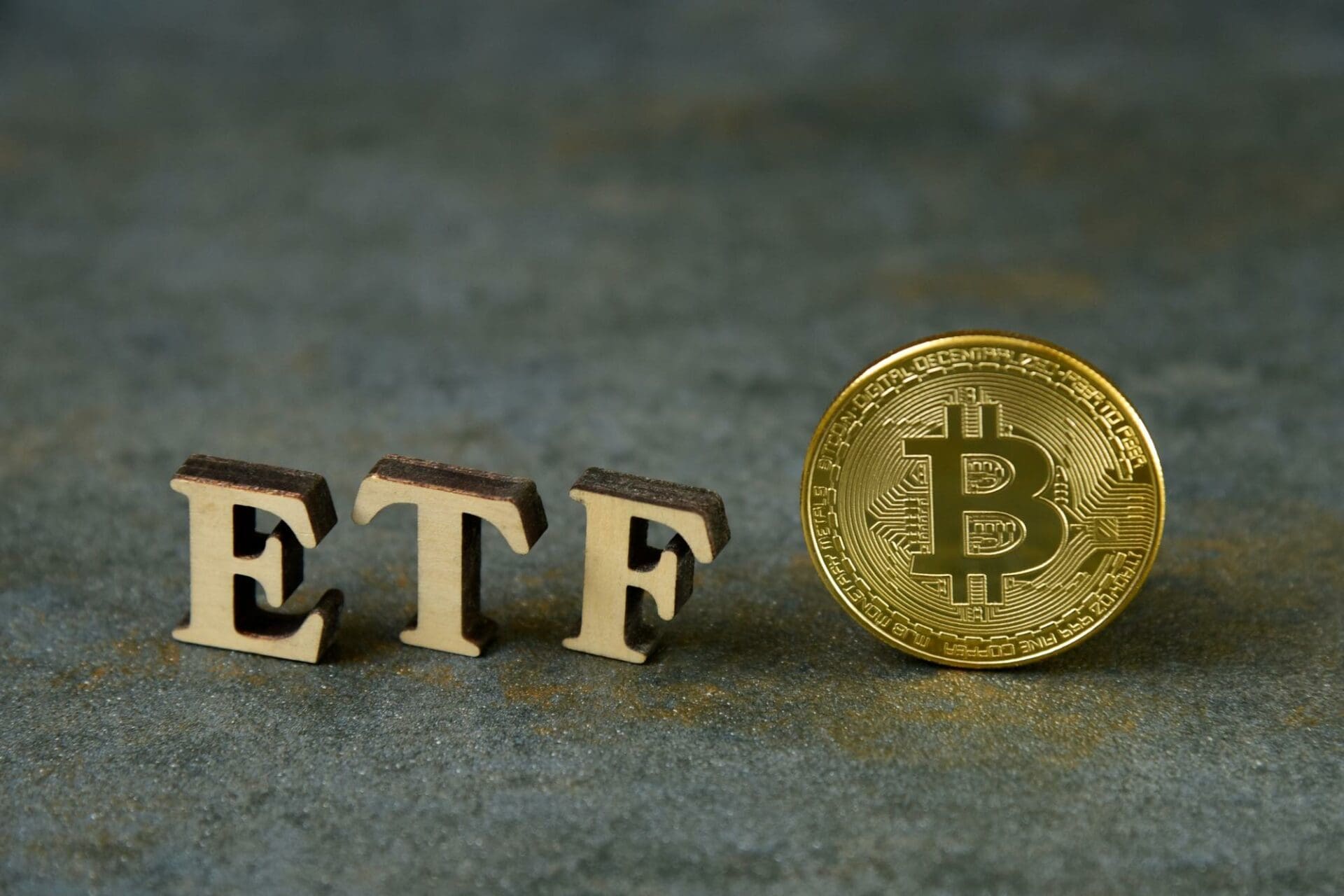 ETF spot Bitcoin: net inflow giornalieri RECORD per $1 mld