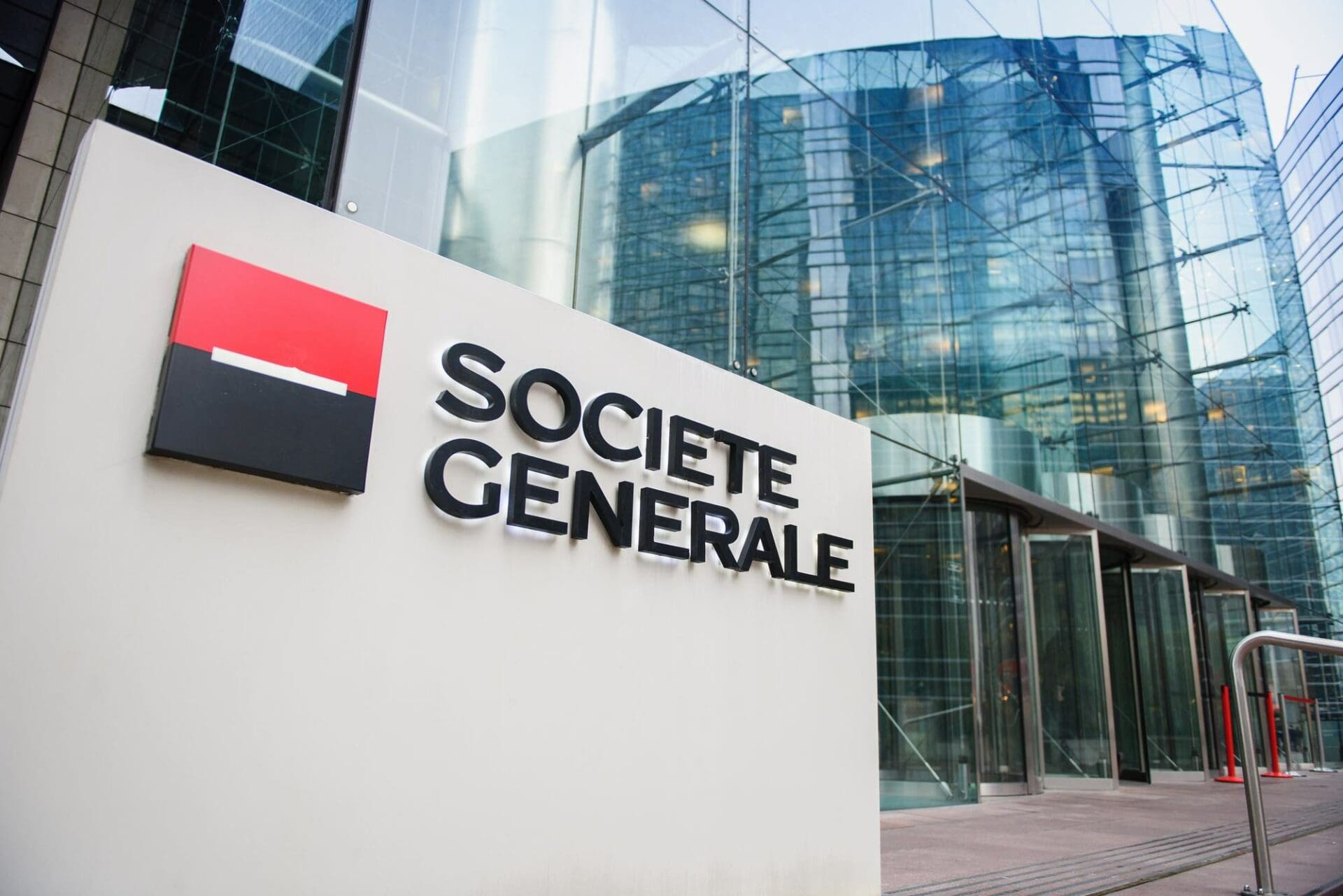 Francia: per Société Générale la prima licenza crypto DASP 