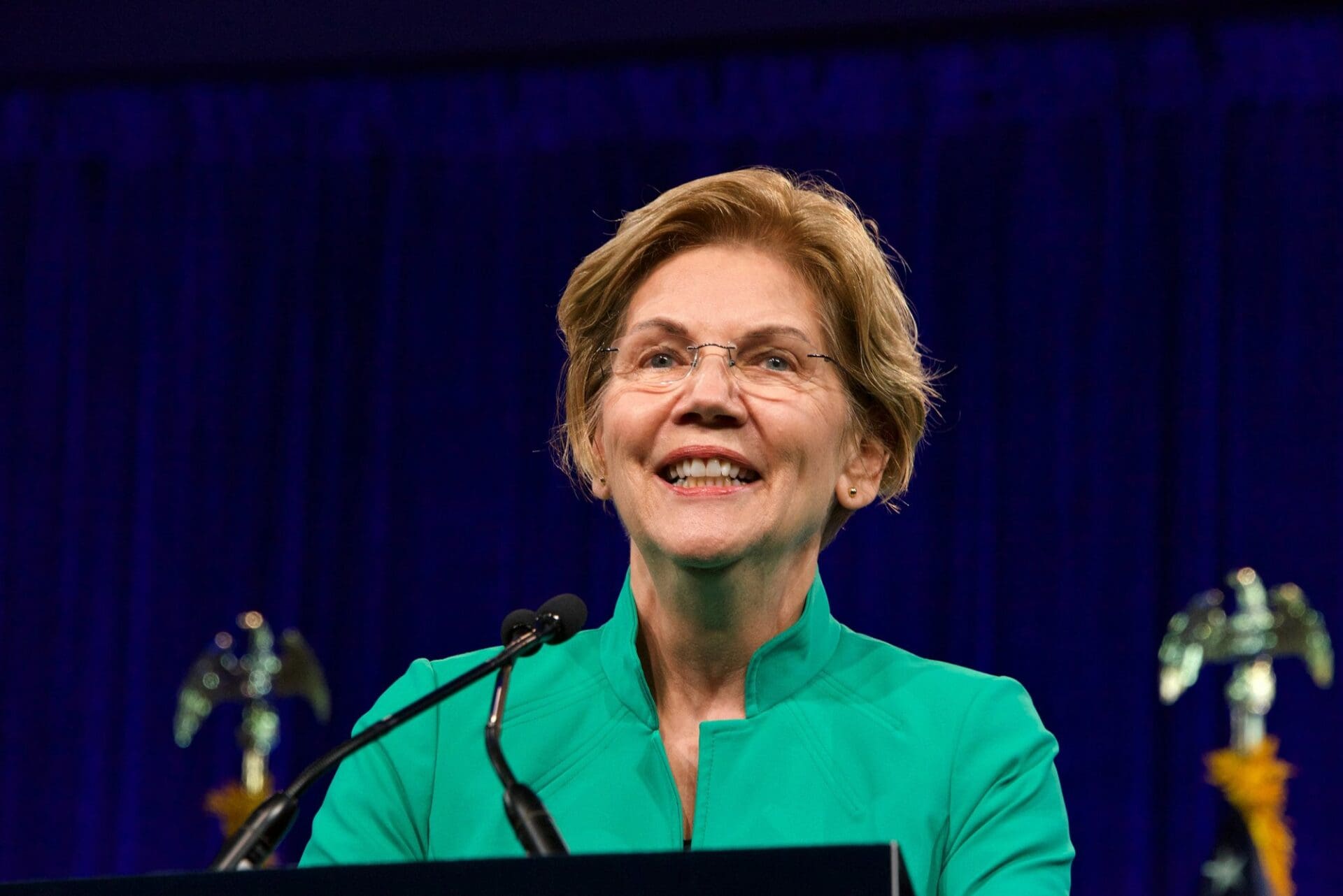 Usa e anti-crypto: Elizabeth Warren sempre più sola